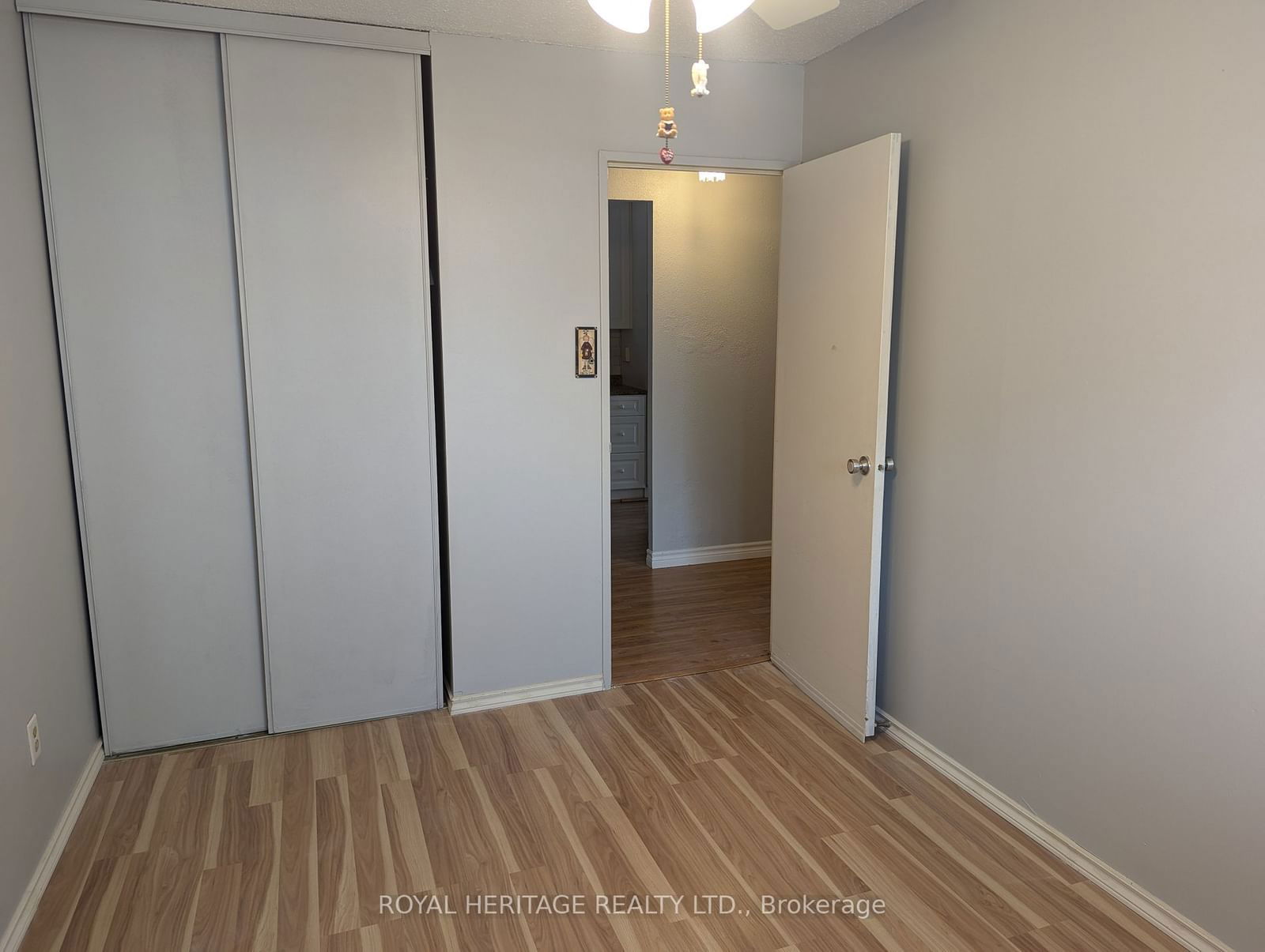 44 Falby Crt, unit 401 for rent