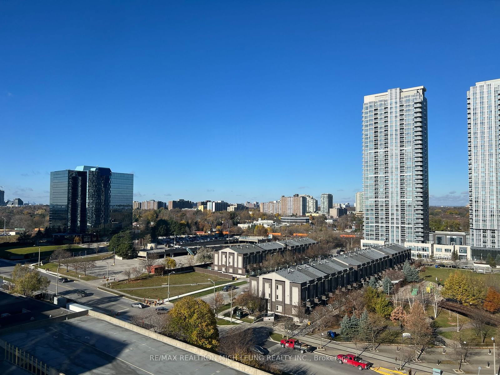 Solaris I Condos, Scarborough, Toronto