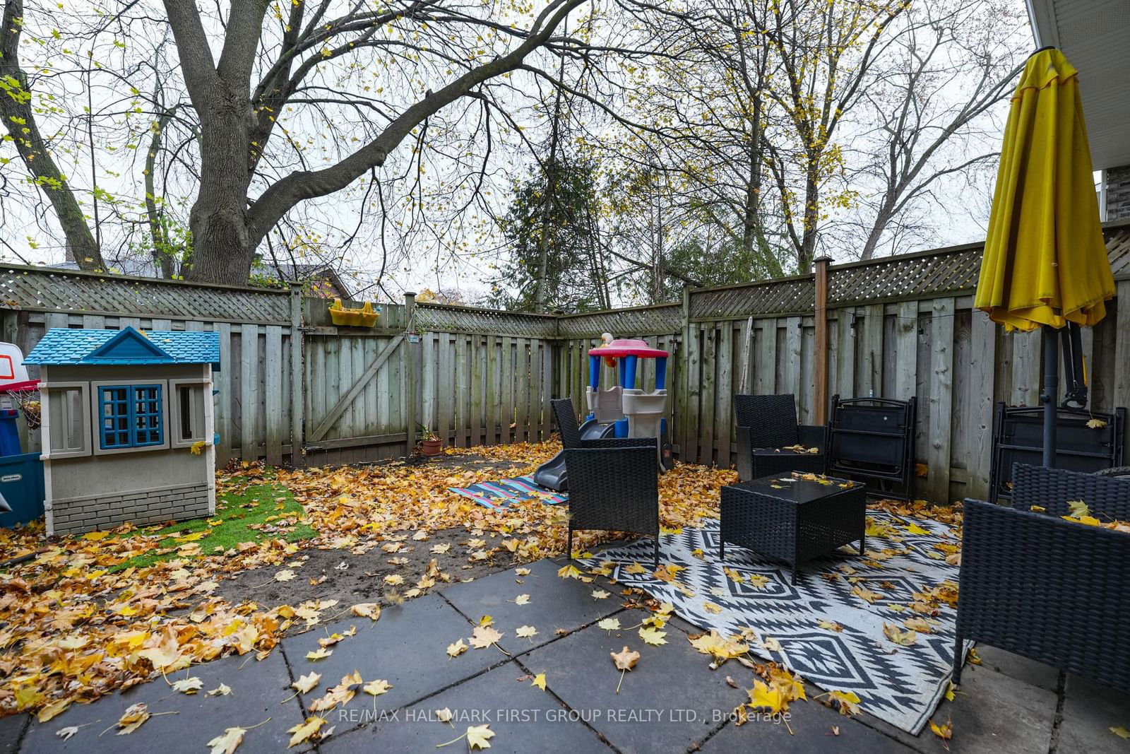 1975 Rosefield Townhomes, Pickering, Toronto