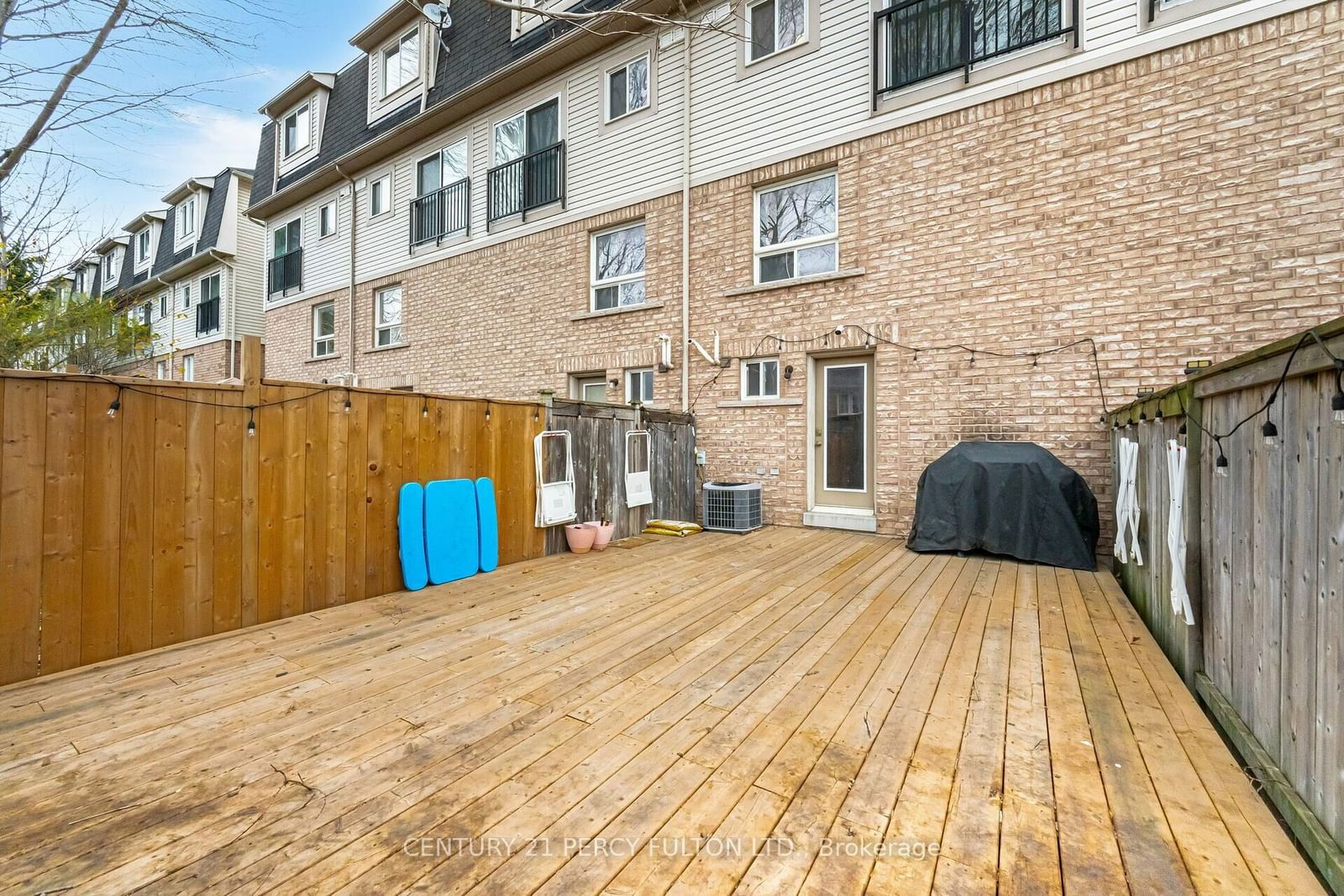 Oakins Lane Townhomes, Ajax, Toronto