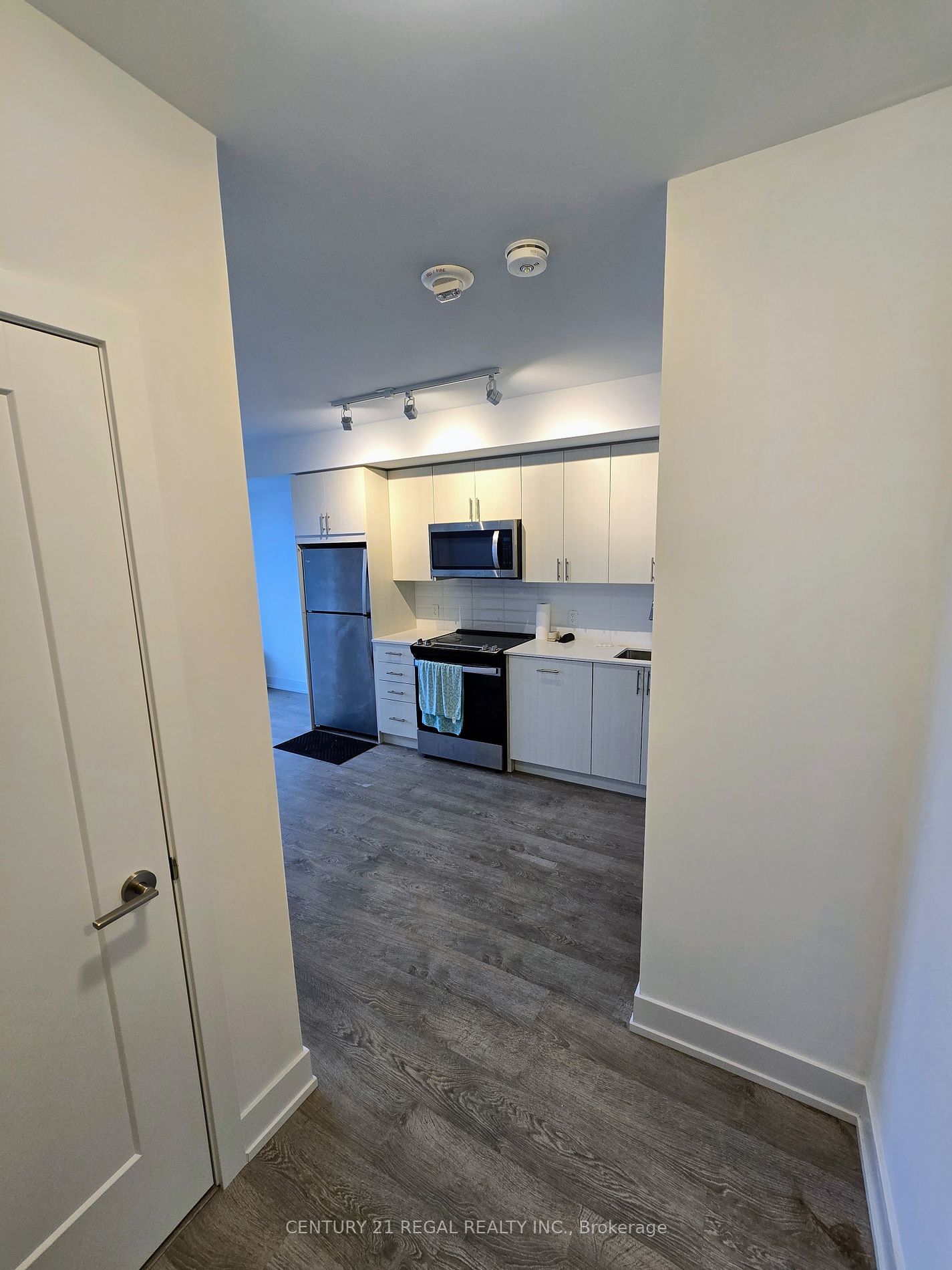 2550 Simcoe St, unit 1509 for rent