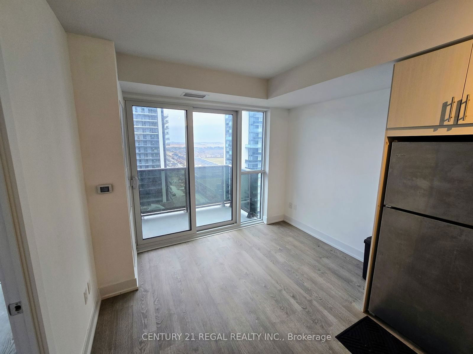 2550 Simcoe St, unit 1509 for rent