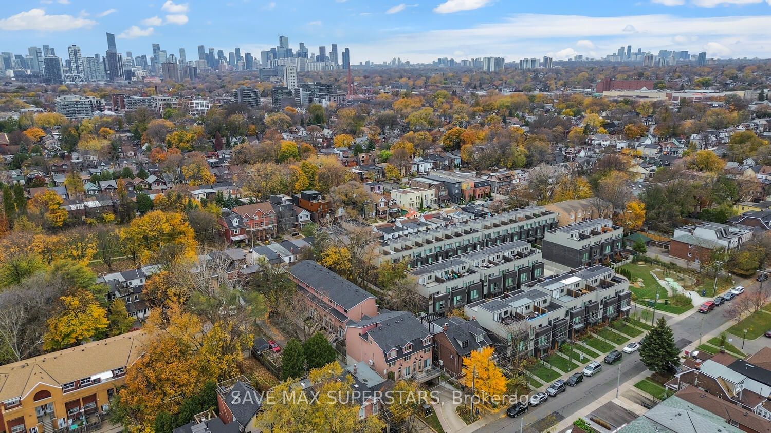 32 Curzon Street Townhomes, East End, Toronto