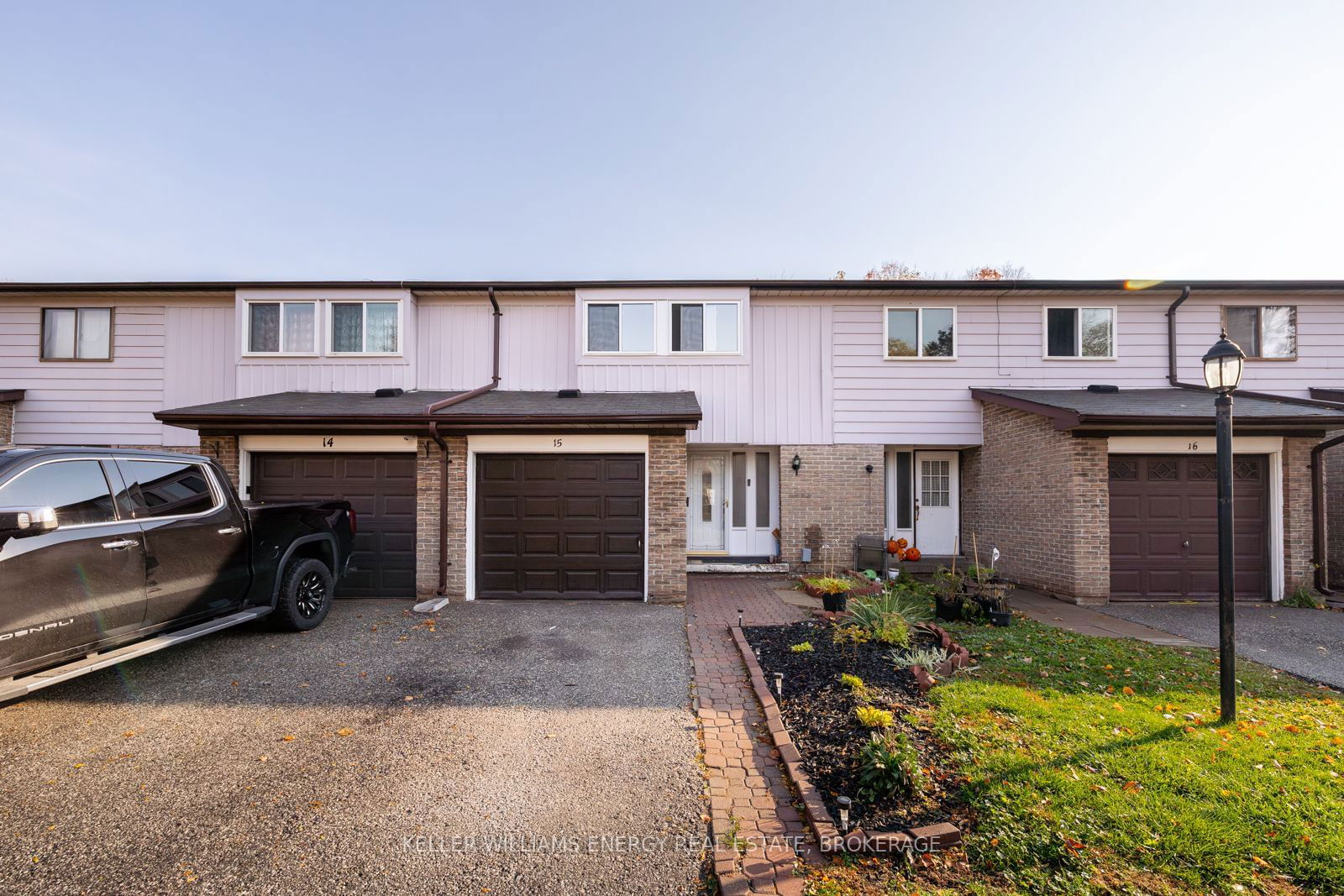 350 Camelot Court Townhomes, Oshawa, Toronto