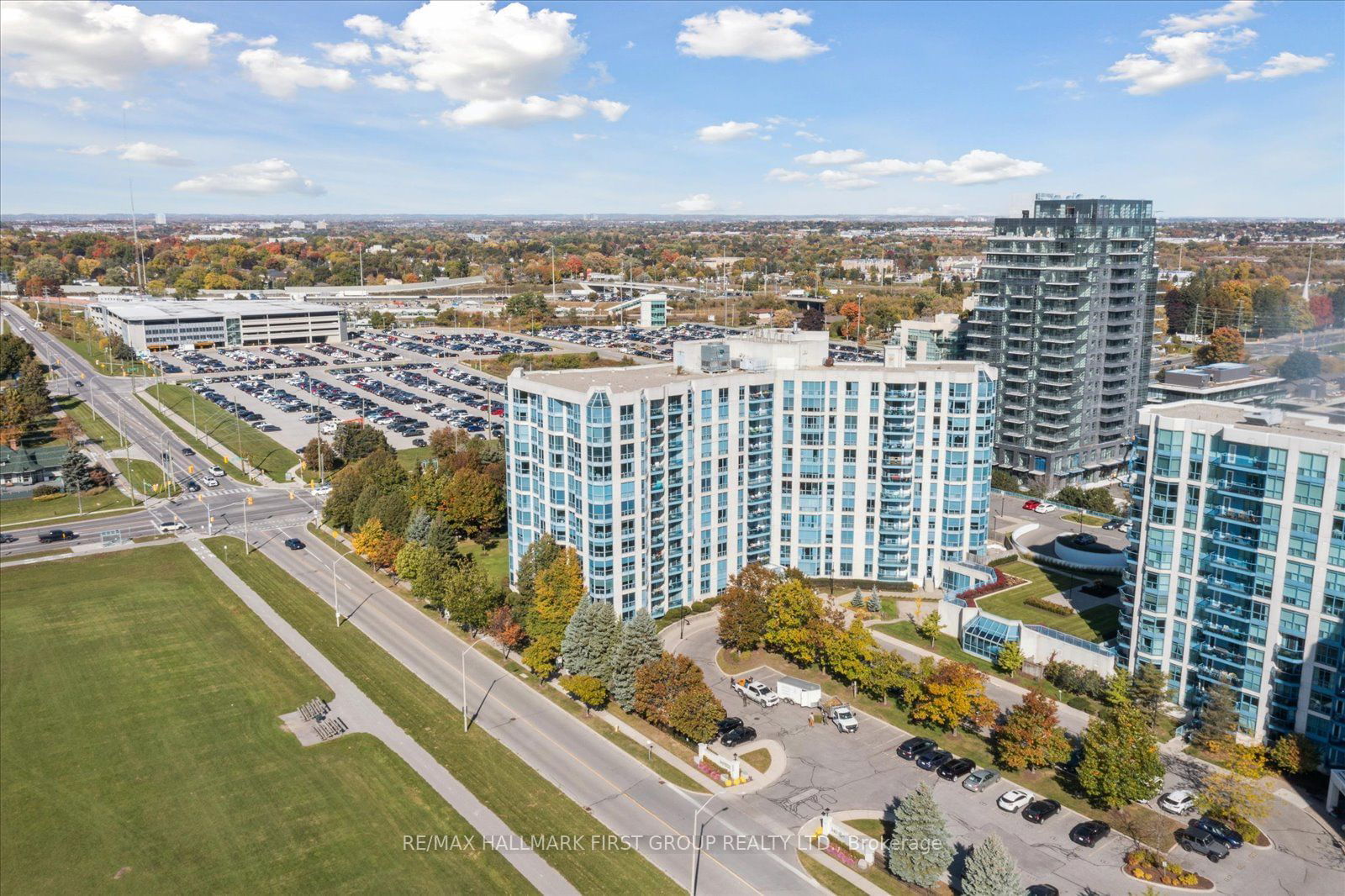 Sailwinds Condos, Whitby, Toronto