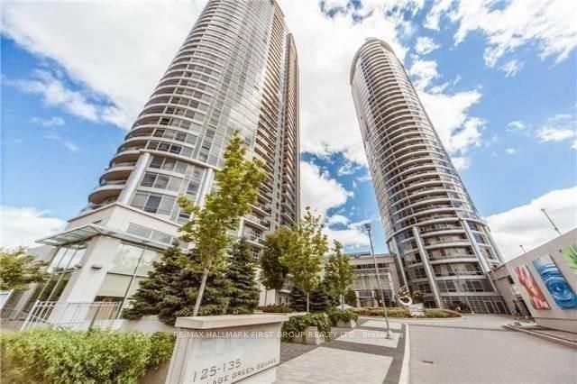 125 Village Green Sq, unit 1808 for rent