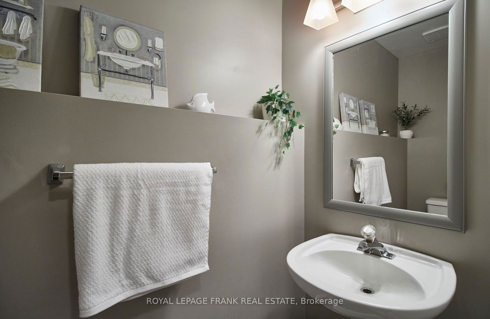 Nantucket Townhomes, Clarington, Toronto