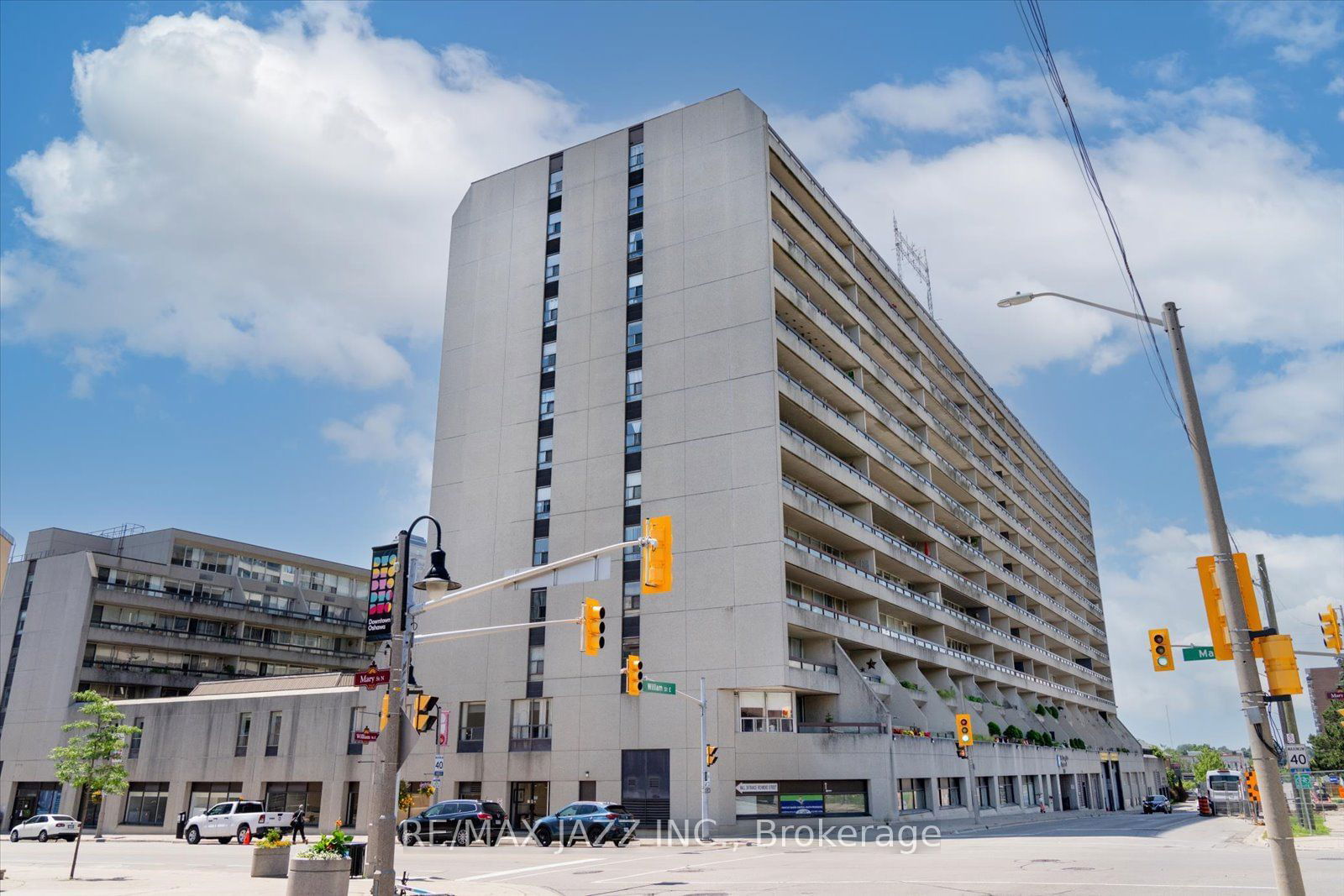 55 William St E, unit 914 for sale