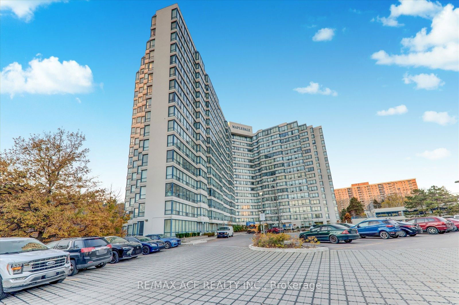 3050 Ellesmere Rd, unit 803 for rent