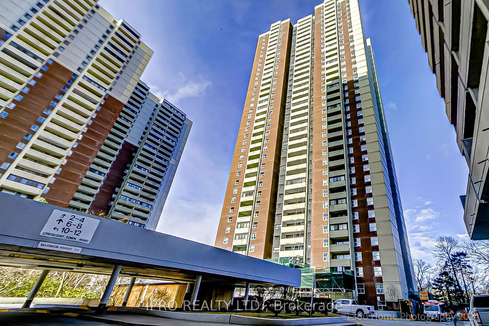 Crescent Town Condos, East York, Toronto