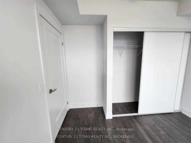 2550 Simcoe St E, unit 2512 for rent