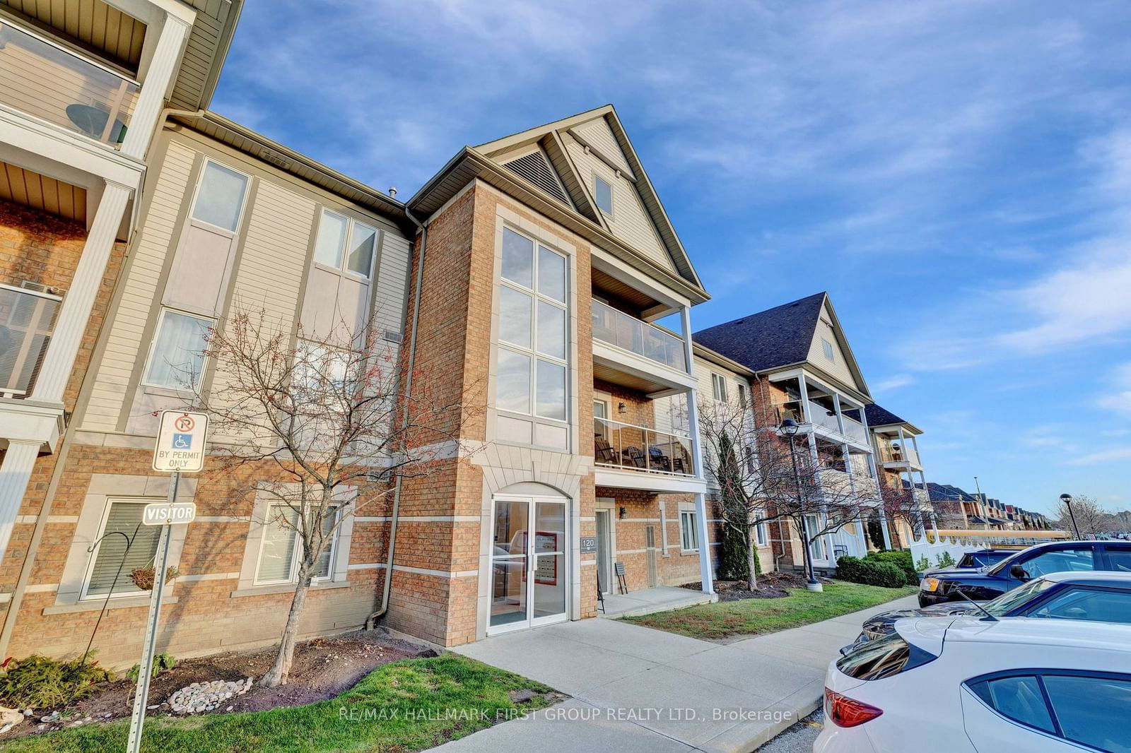 Aspen Springs Condos, Clarington, Toronto