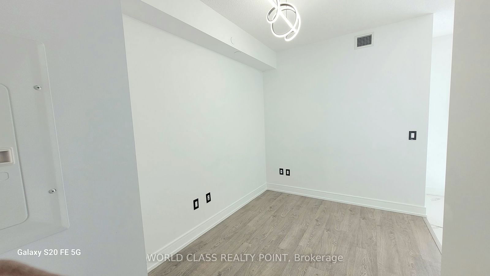 275 Village Green Sq, unit 3124 for rent