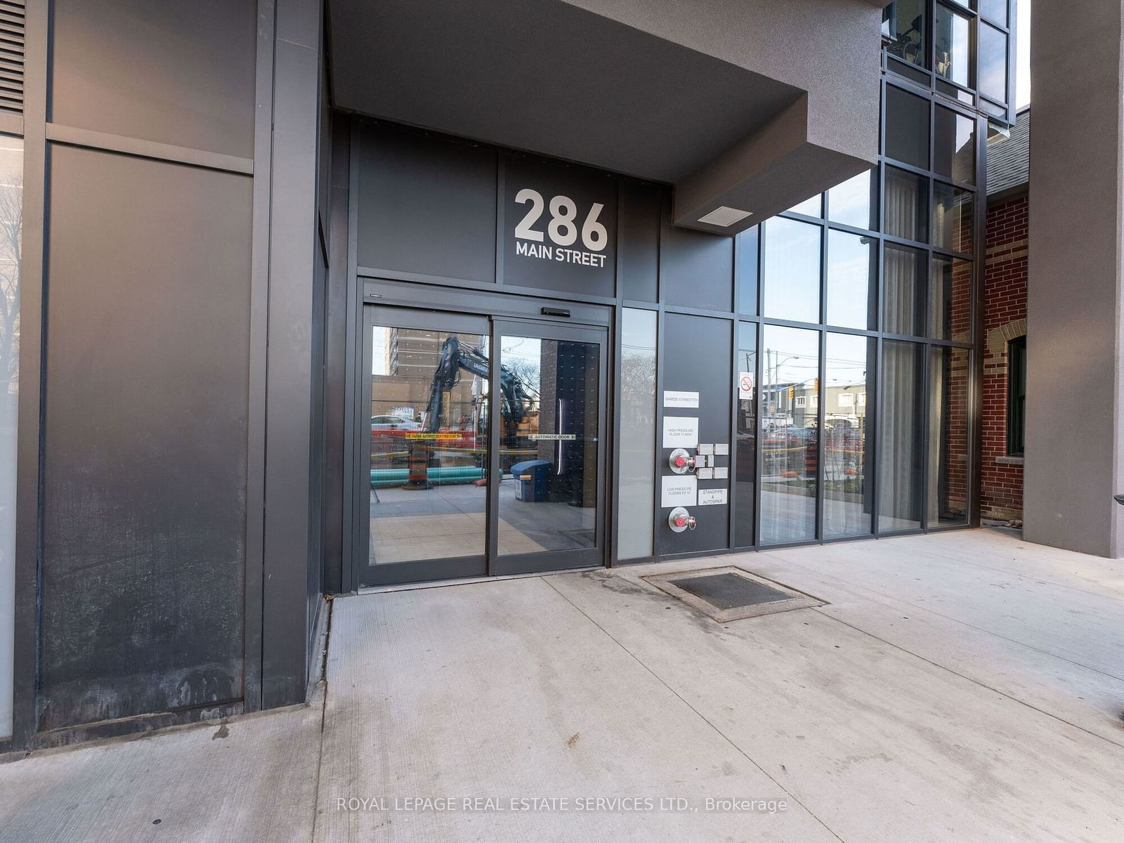 286 Main St, unit 215 for sale