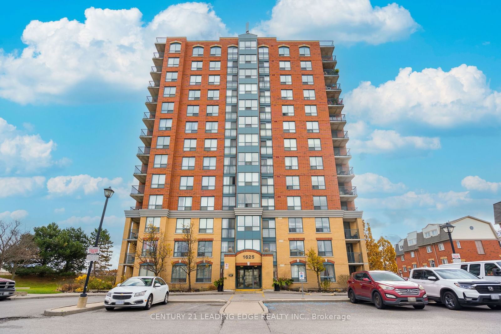 The Brockstone Condos, Pickering, Toronto