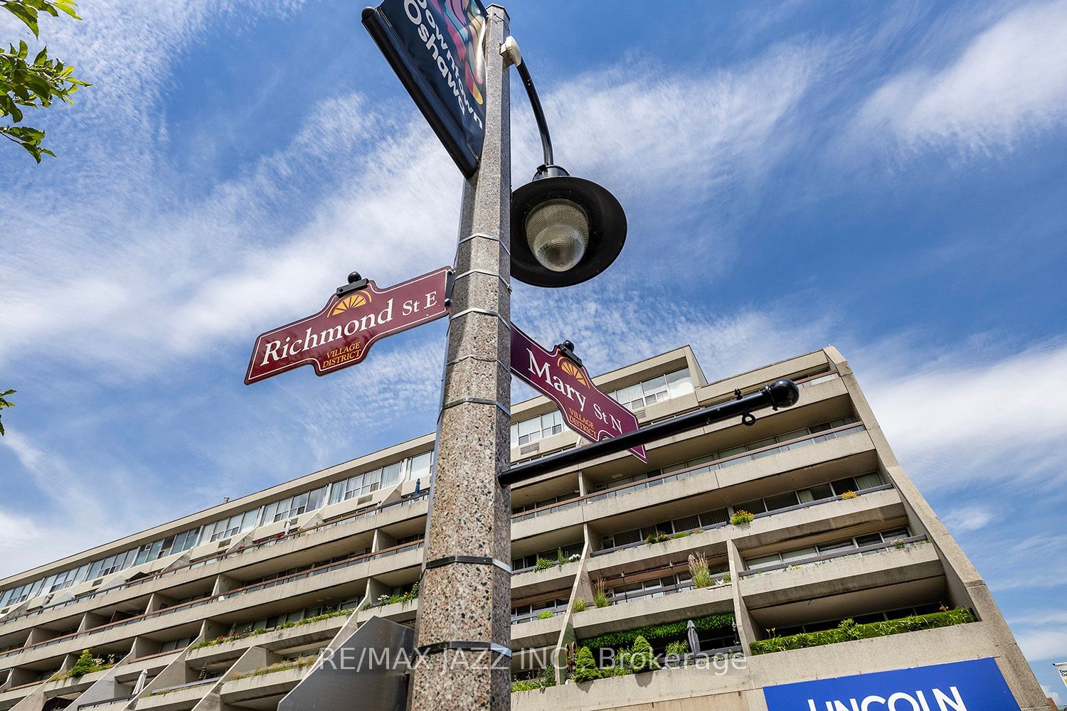 Mclaughlin Square Condos, Oshawa, Toronto