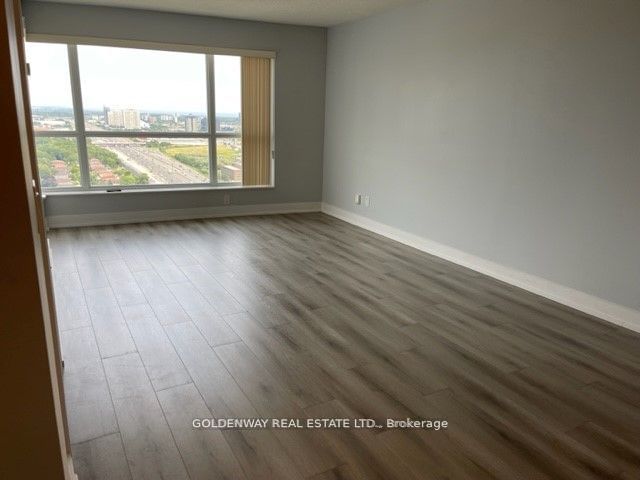 125 Village Green Sq S, unit 3801 for rent