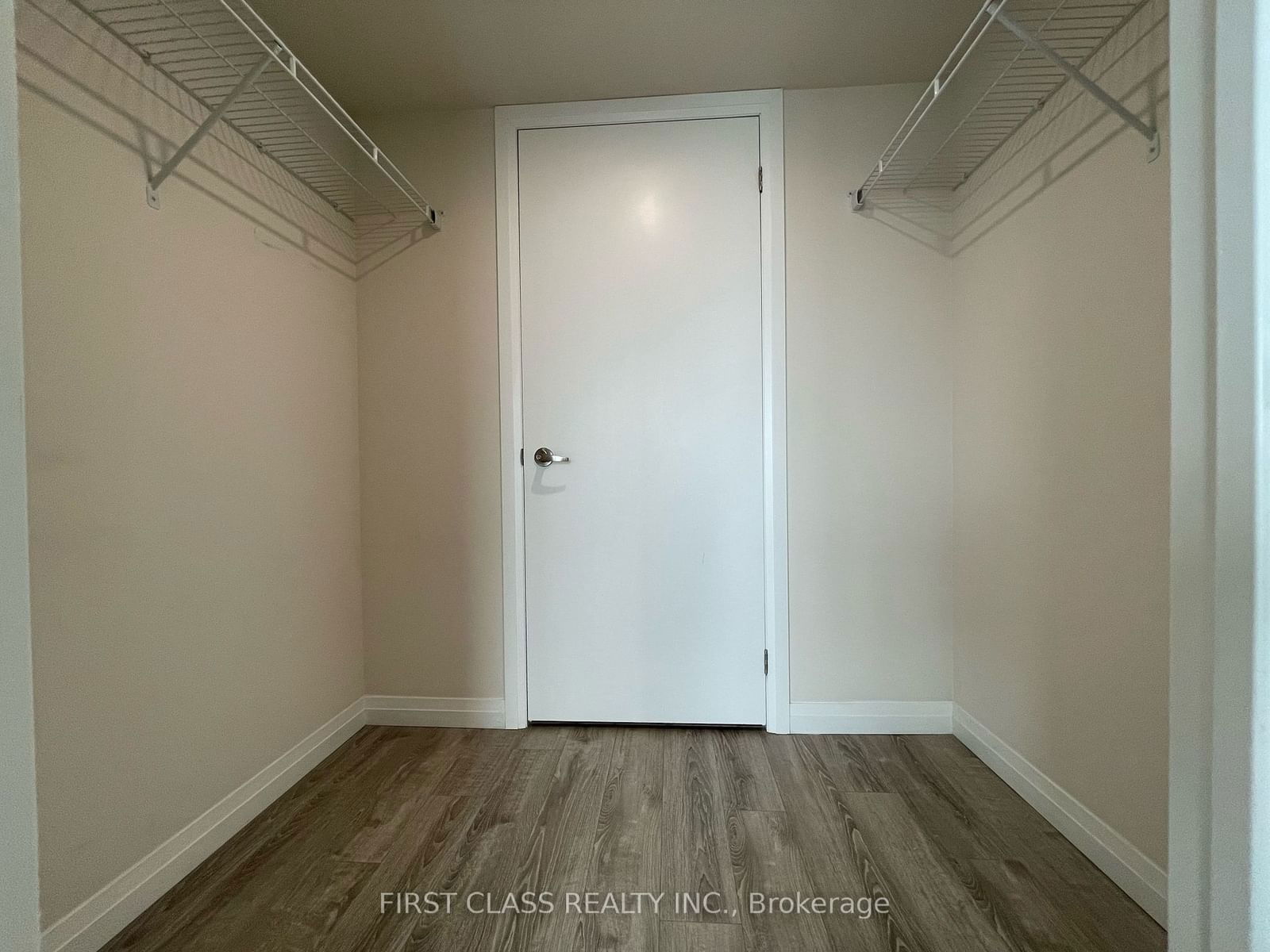 2150 Lawrence Ave E, unit 1801 for rent