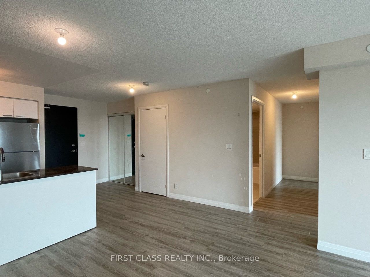 2150 Lawrence Ave E, unit 1801 for rent