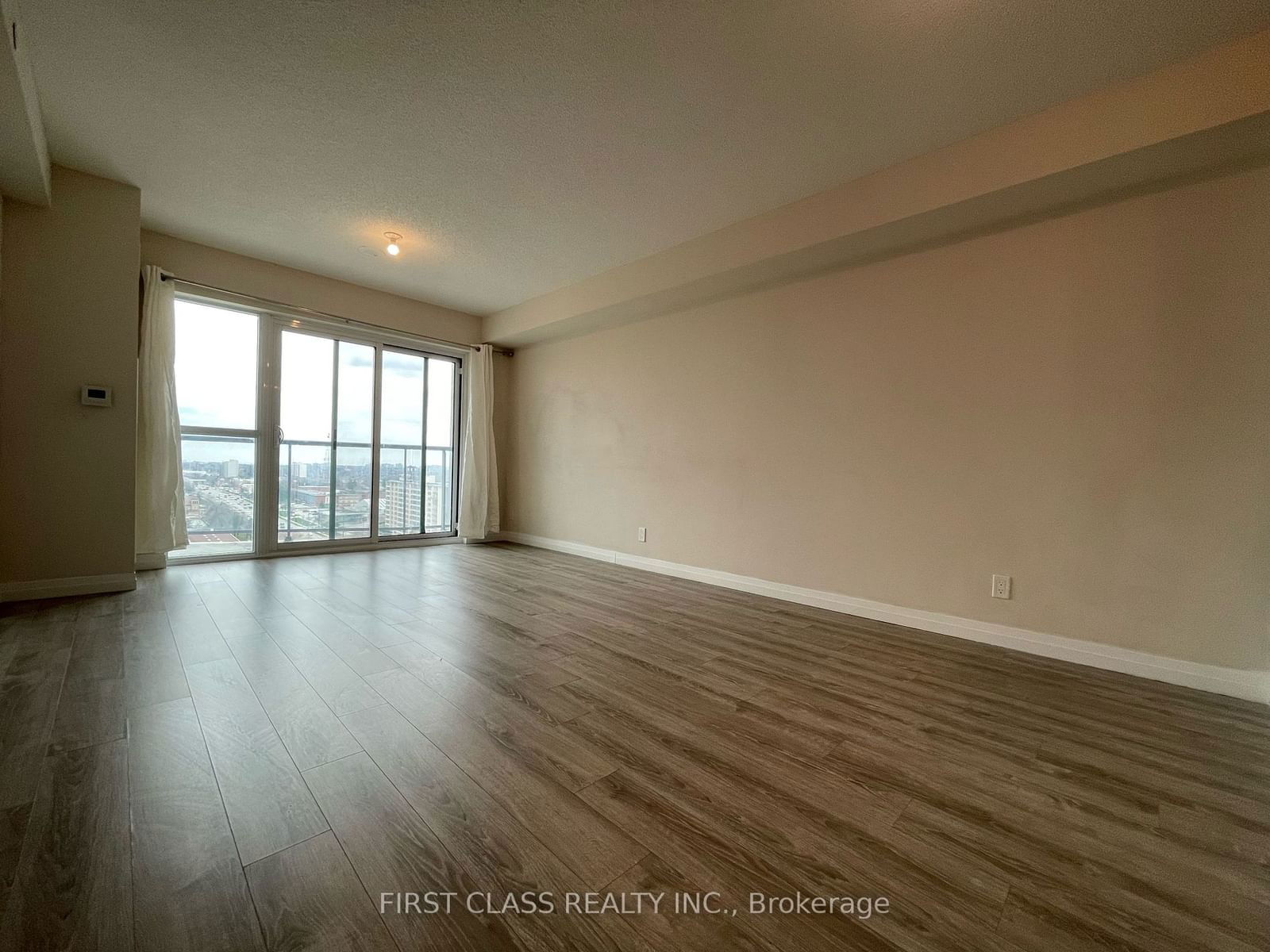 2150 Lawrence Ave E, unit 1801 for rent