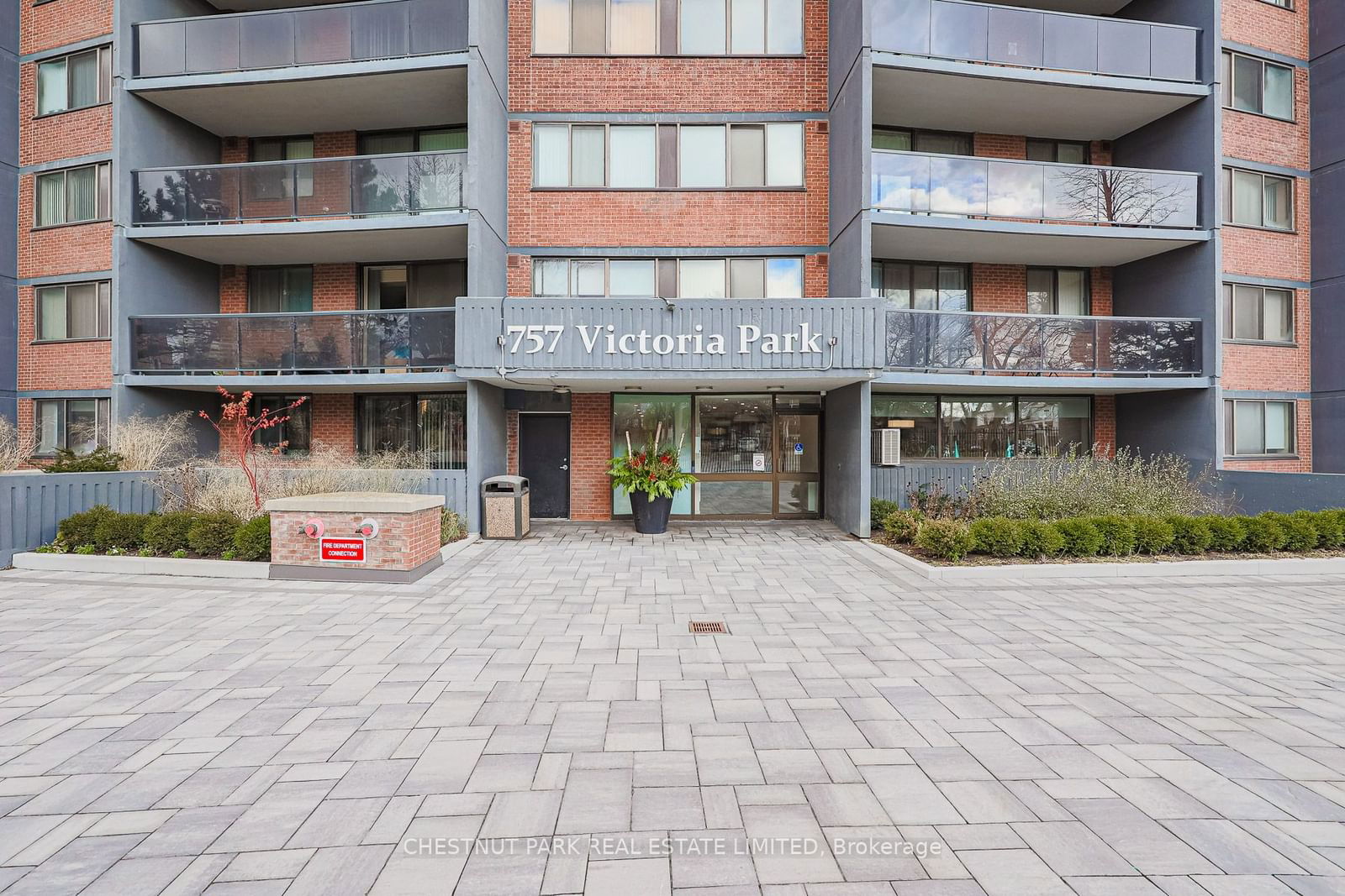 757 Victoria Park Ave, unit 701 for sale