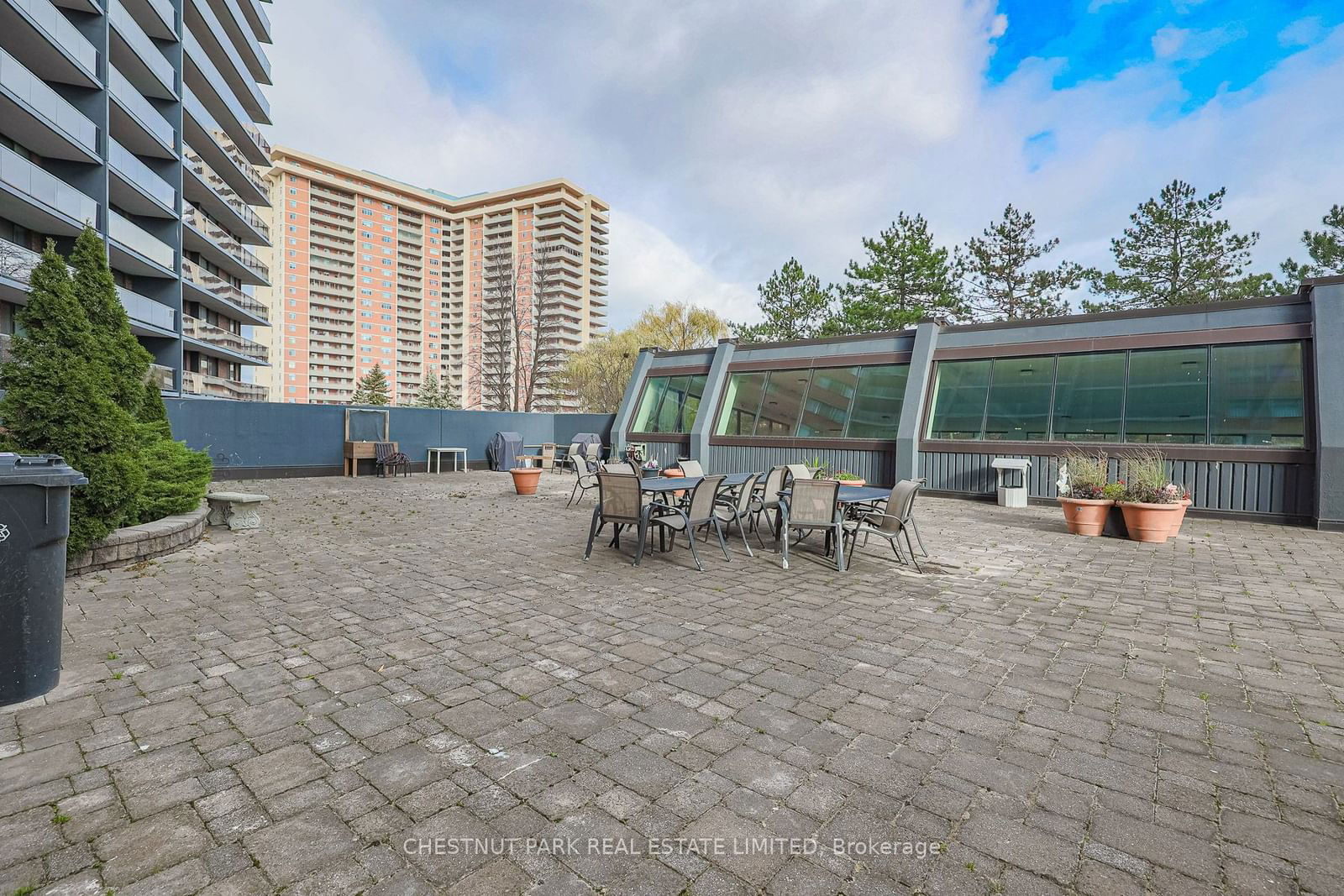 757 Victoria Park Ave, unit 701 for sale