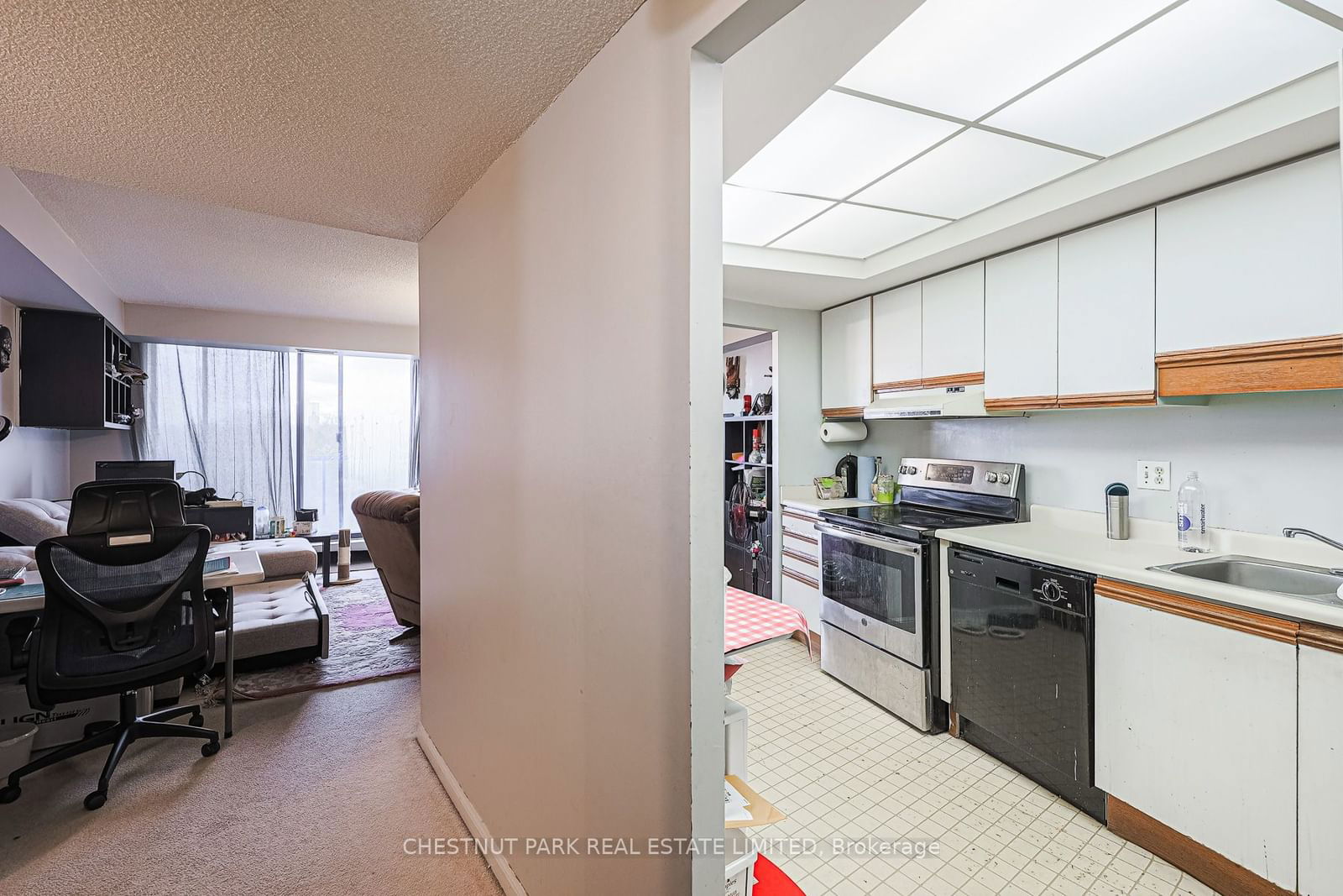 757 Victoria Park Ave, unit 701 for sale