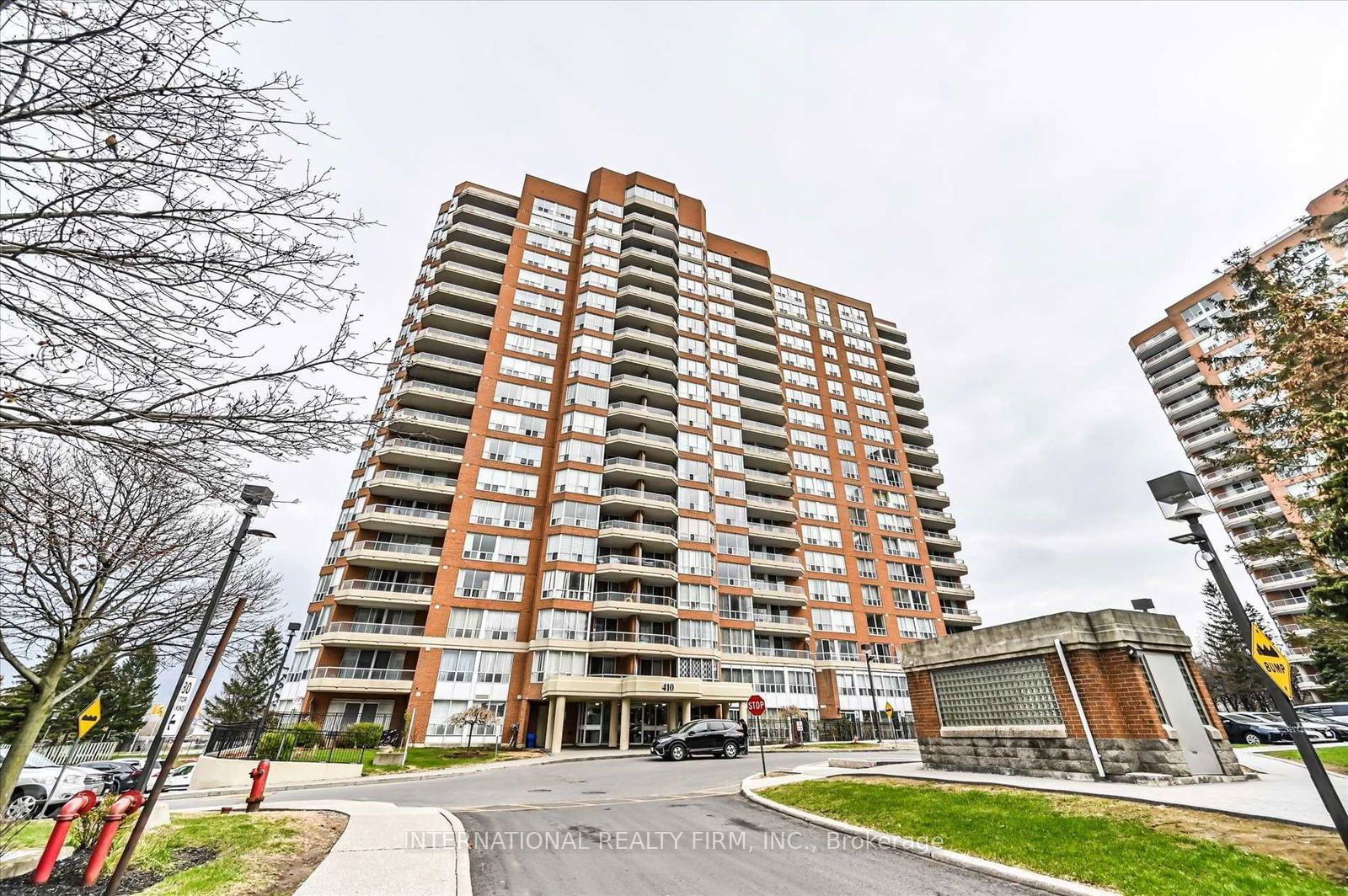 410 Mclevin Ave, unit 708 for sale