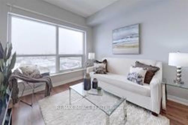 181 Village Green Sq, unit 1211 for rent