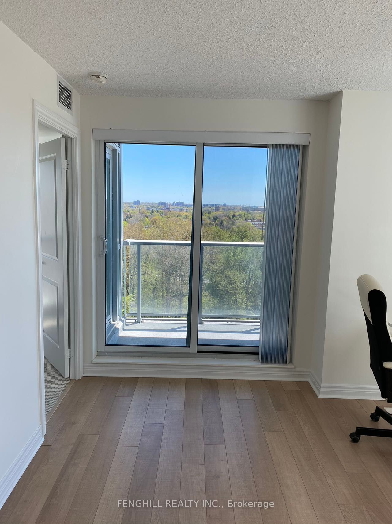 50 Town Centre Crt, unit 1102 for rent