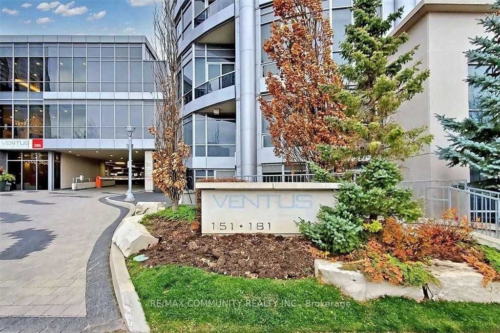 181 Village Green Sq, unit 715 for rent