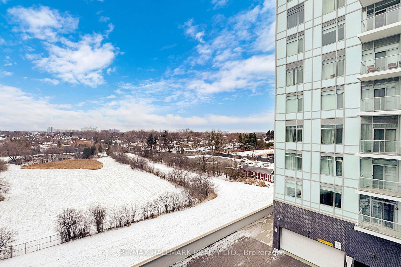 3220 Sheppard Ave E, unit 421 for sale