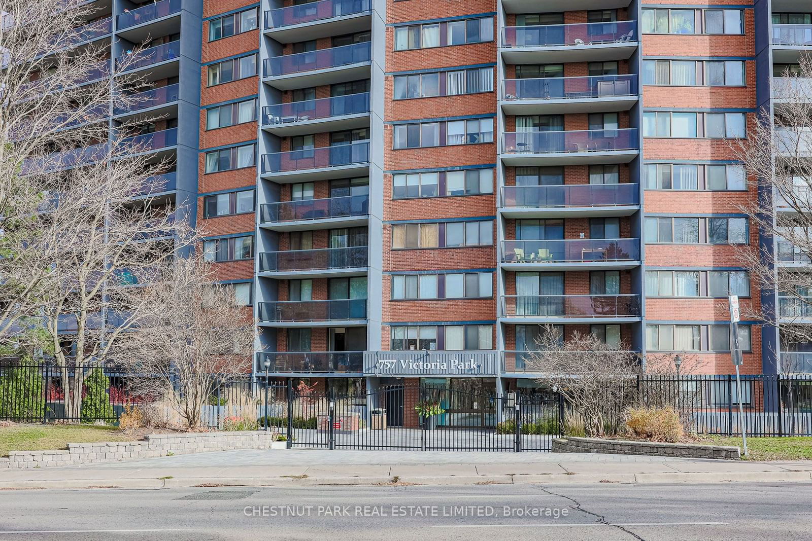 757 Victoria Park Ave, unit 801 for sale