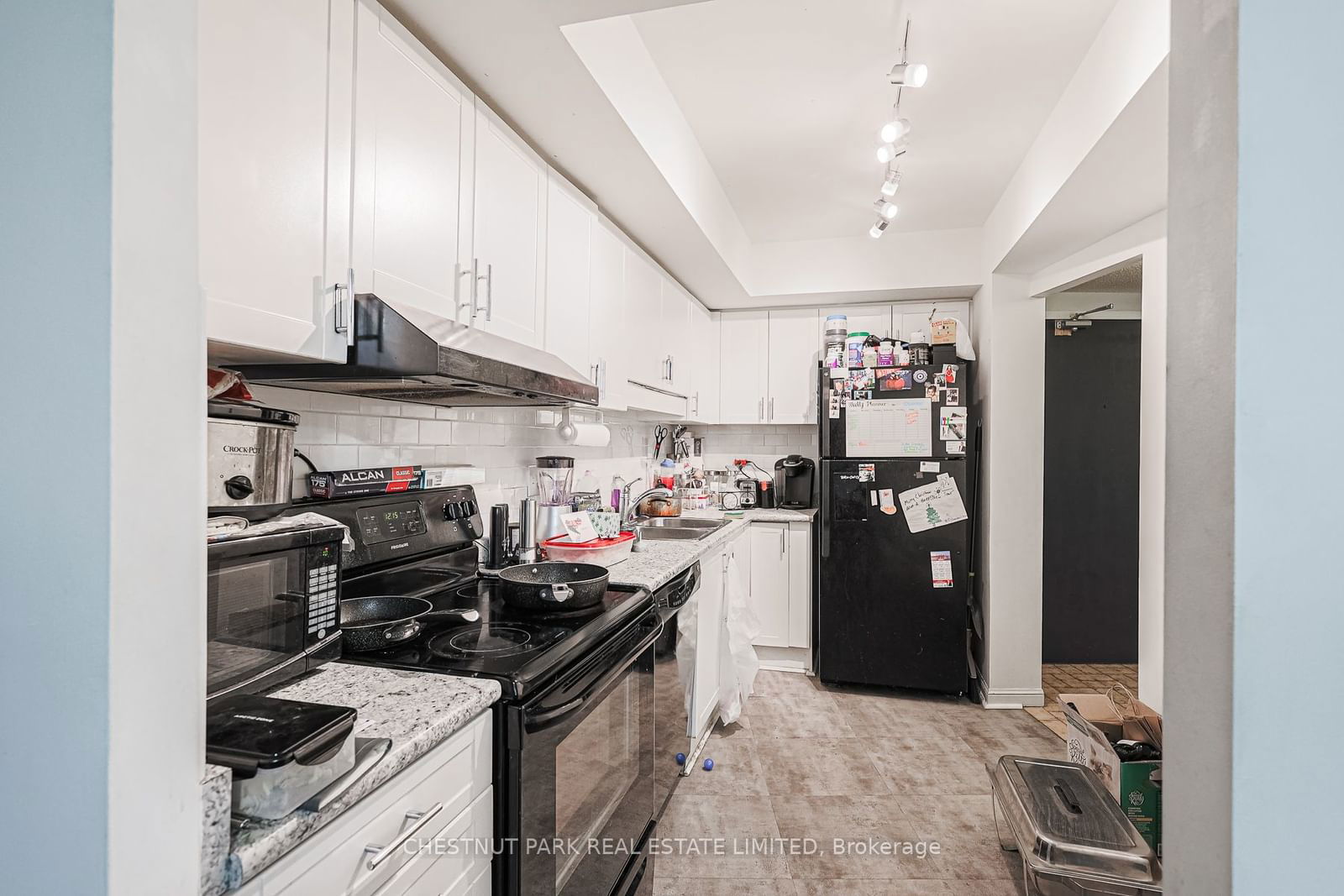 757 Victoria Park Ave, unit 801 for sale