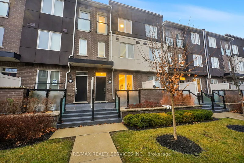 35 Heron Park Pl, unit 12 for sale