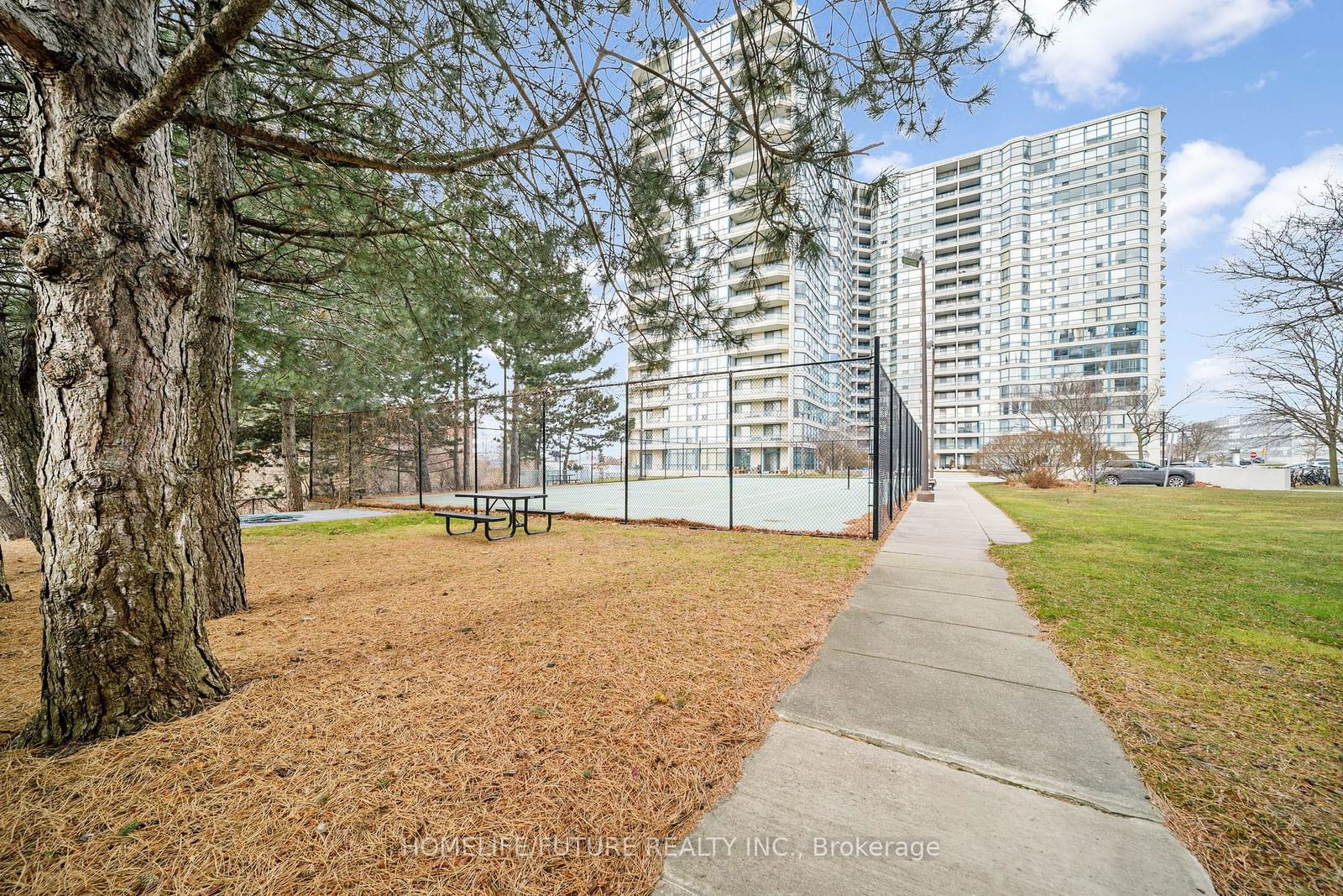 4725 Sheppard Ave E, unit 1516 for sale