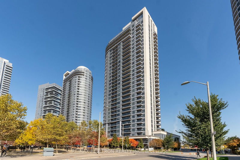 151 Village Green Sq, unit 2102 for rent