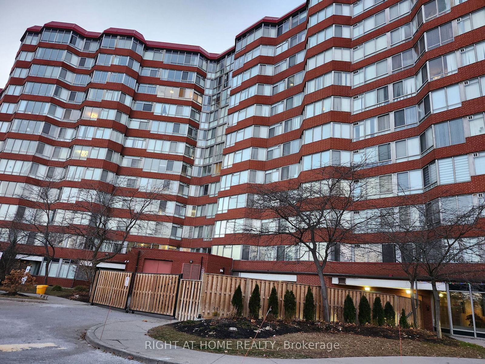 Platinum Rouge Condos, Scarborough, Toronto