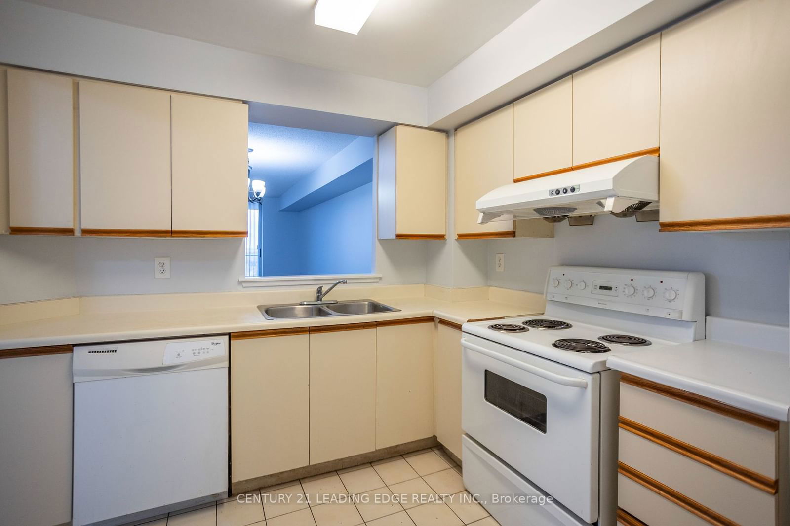 400 McLevin Ave, unit 1704 for sale