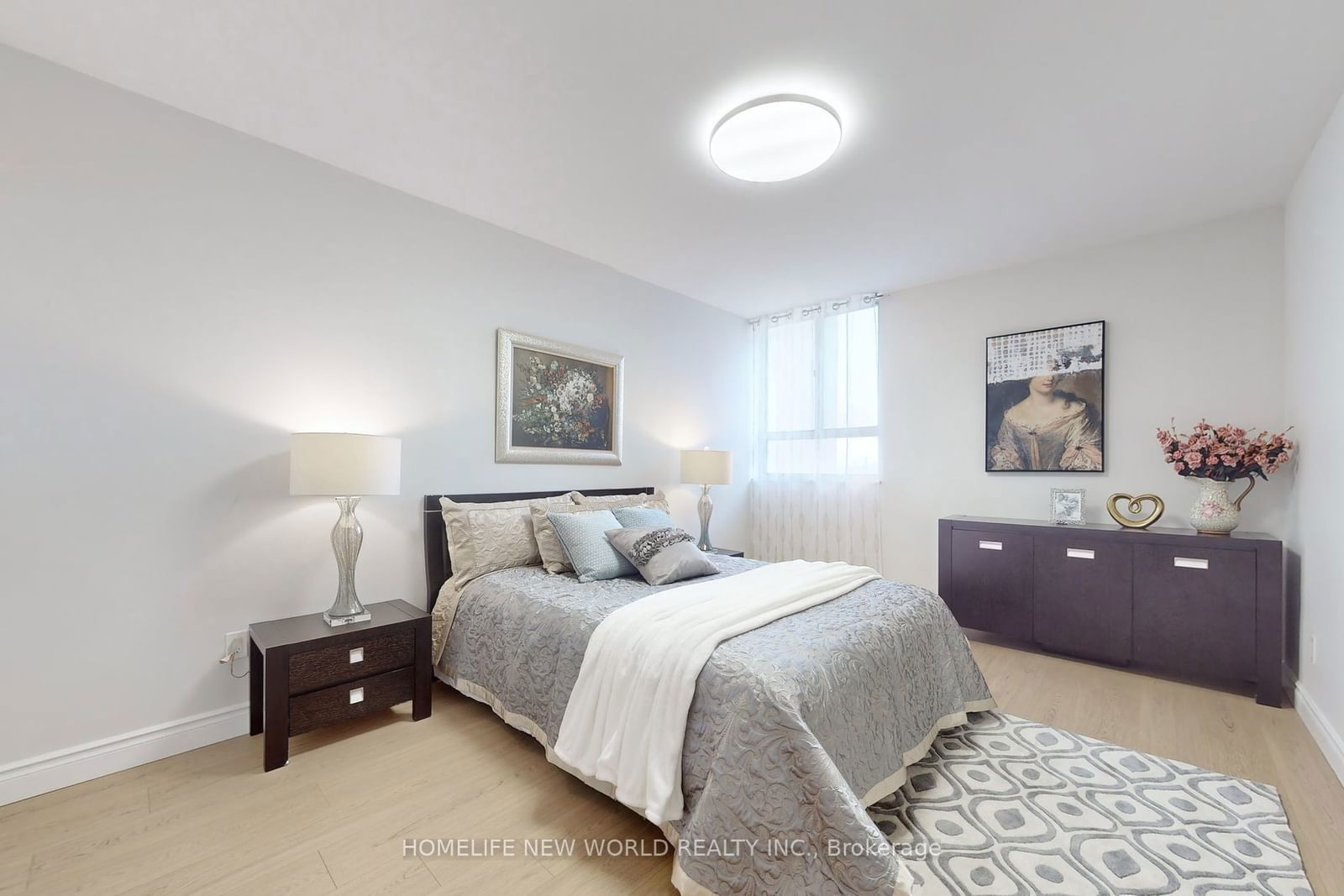 5 Massey Sq, unit 1817 for sale