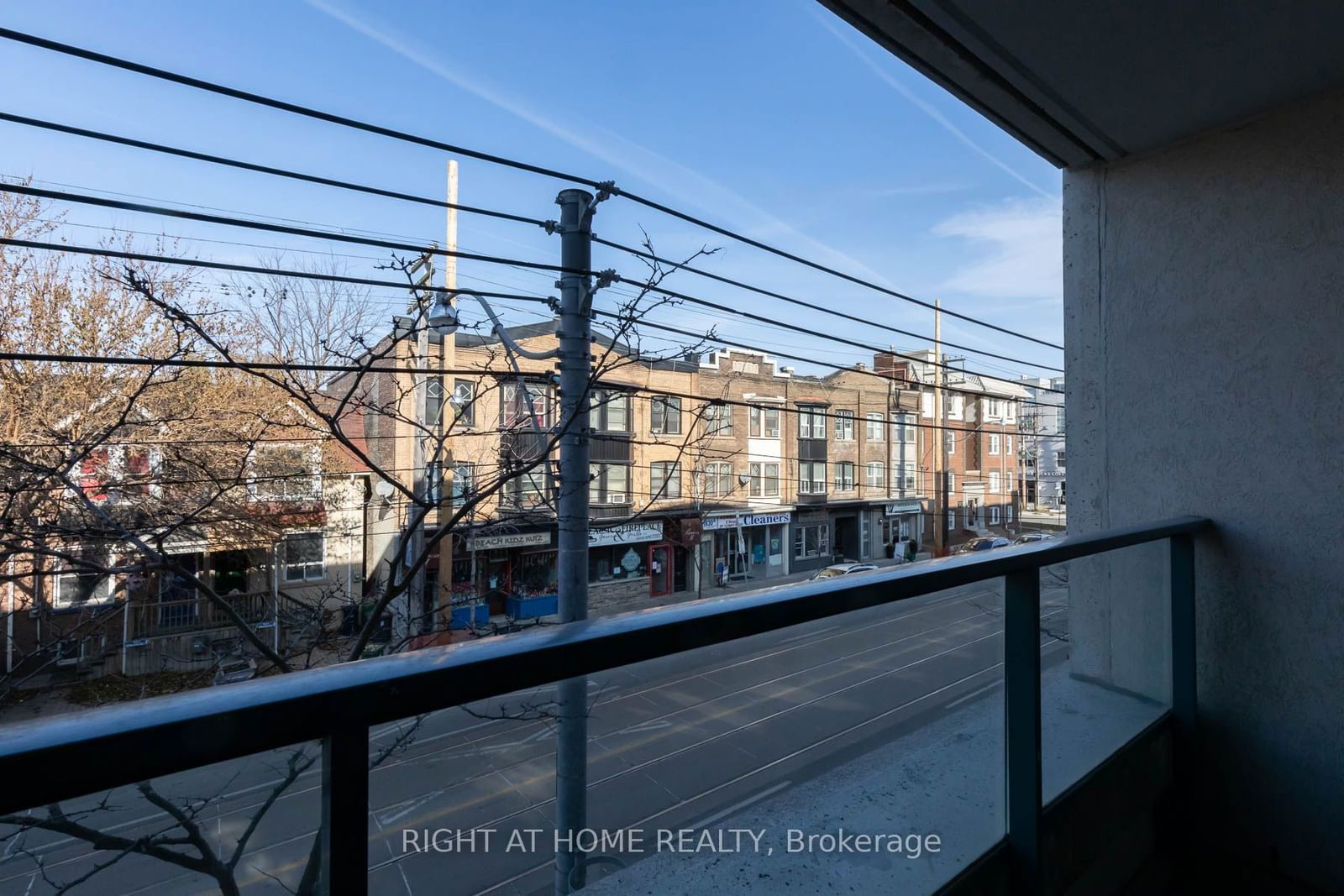 1797 Queen St E, unit 207 for rent