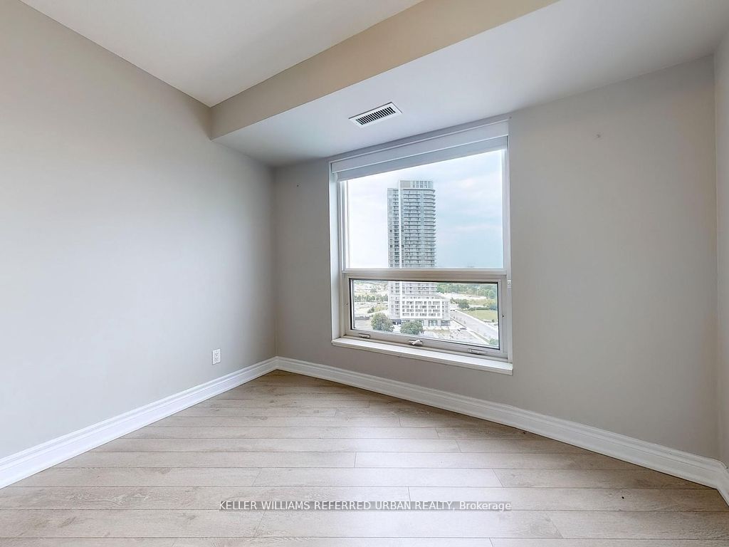 125 Village Green Sq, unit 1609 for rent