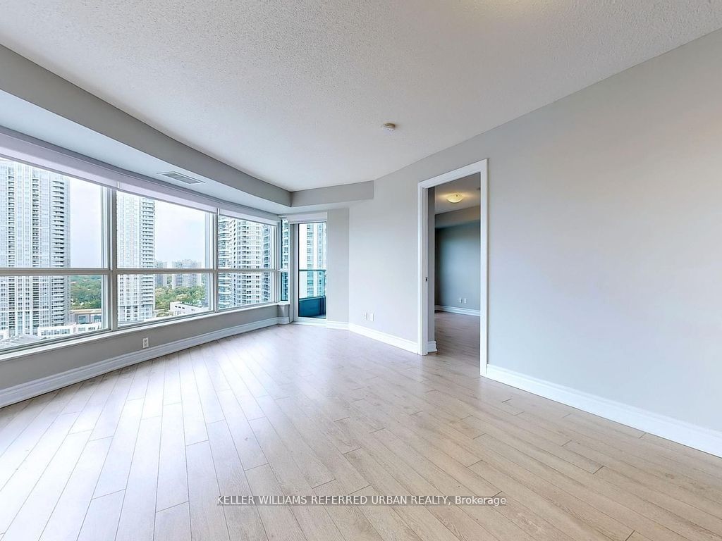 125 Village Green Sq, unit 1609 for rent