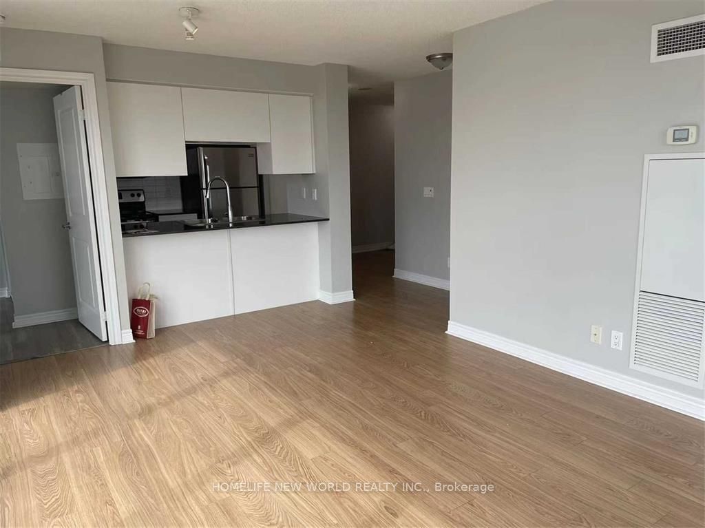 50 Town centre Crt, unit 1602 for rent