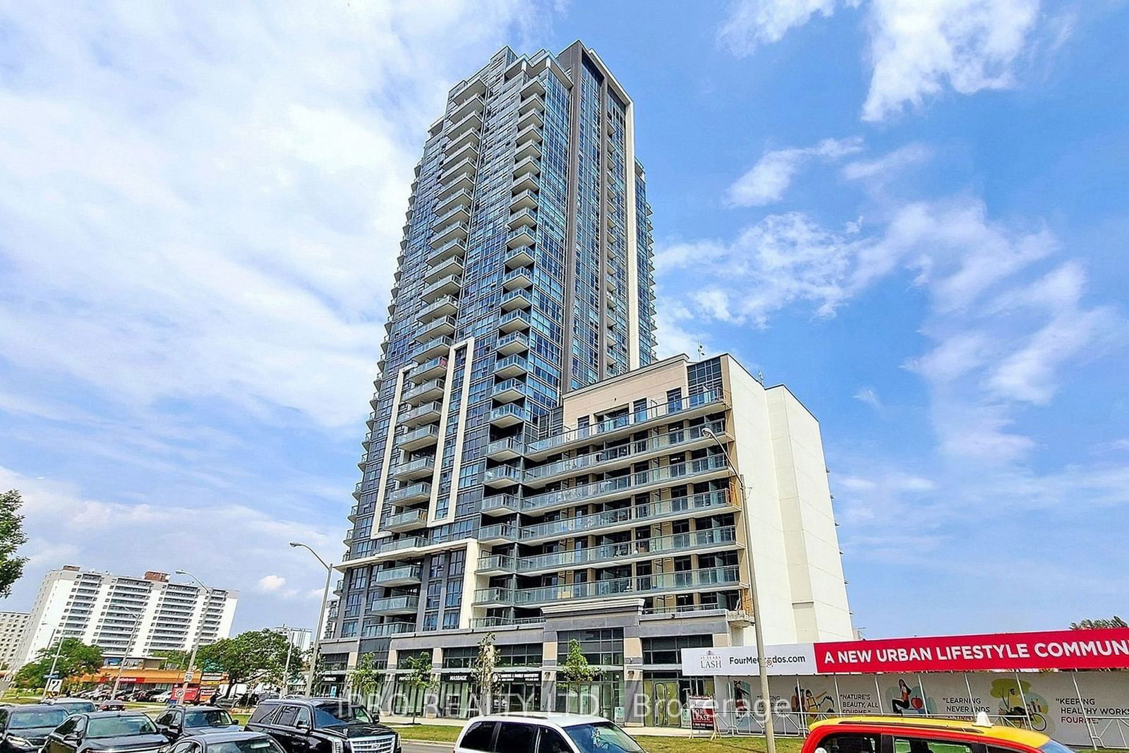 30 Meadowglen Pl, unit 515 for rent