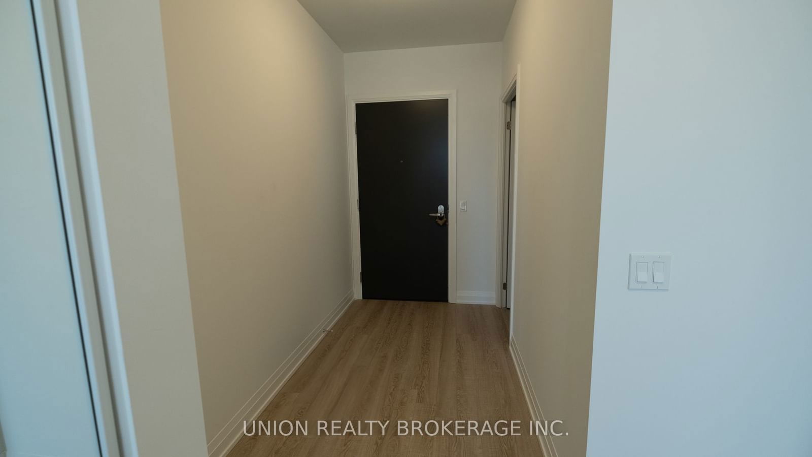 286 Main St, unit 606 for sale