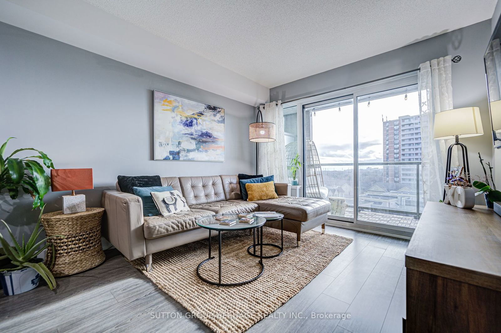 1215 Bayly St, unit 606 for sale