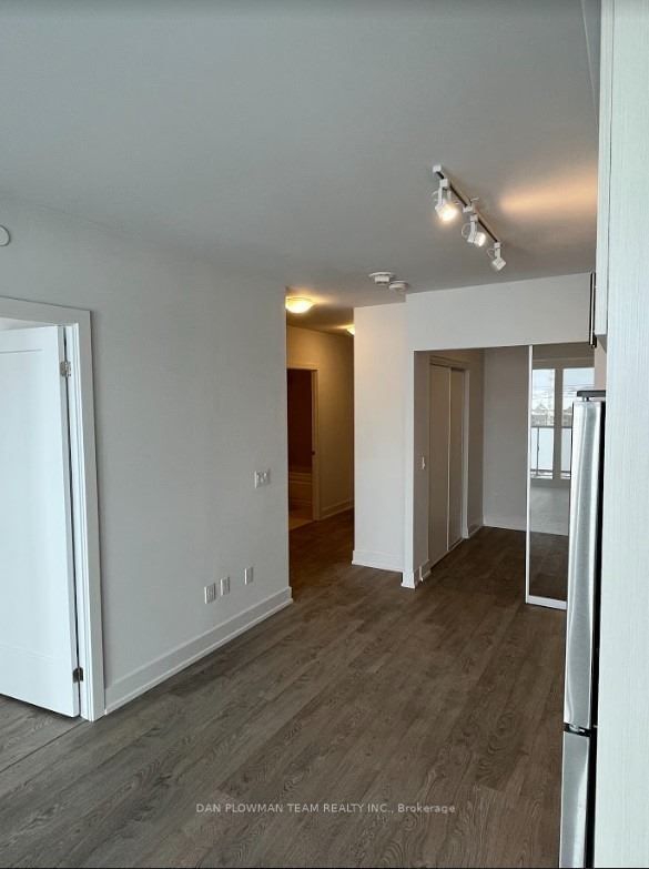 2550 Simcoe St N, unit 508 for rent