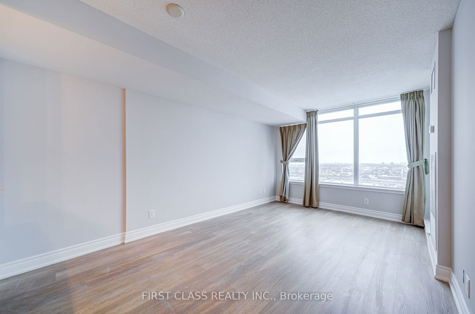 25 Town Centre Crt, unit 3001 for rent