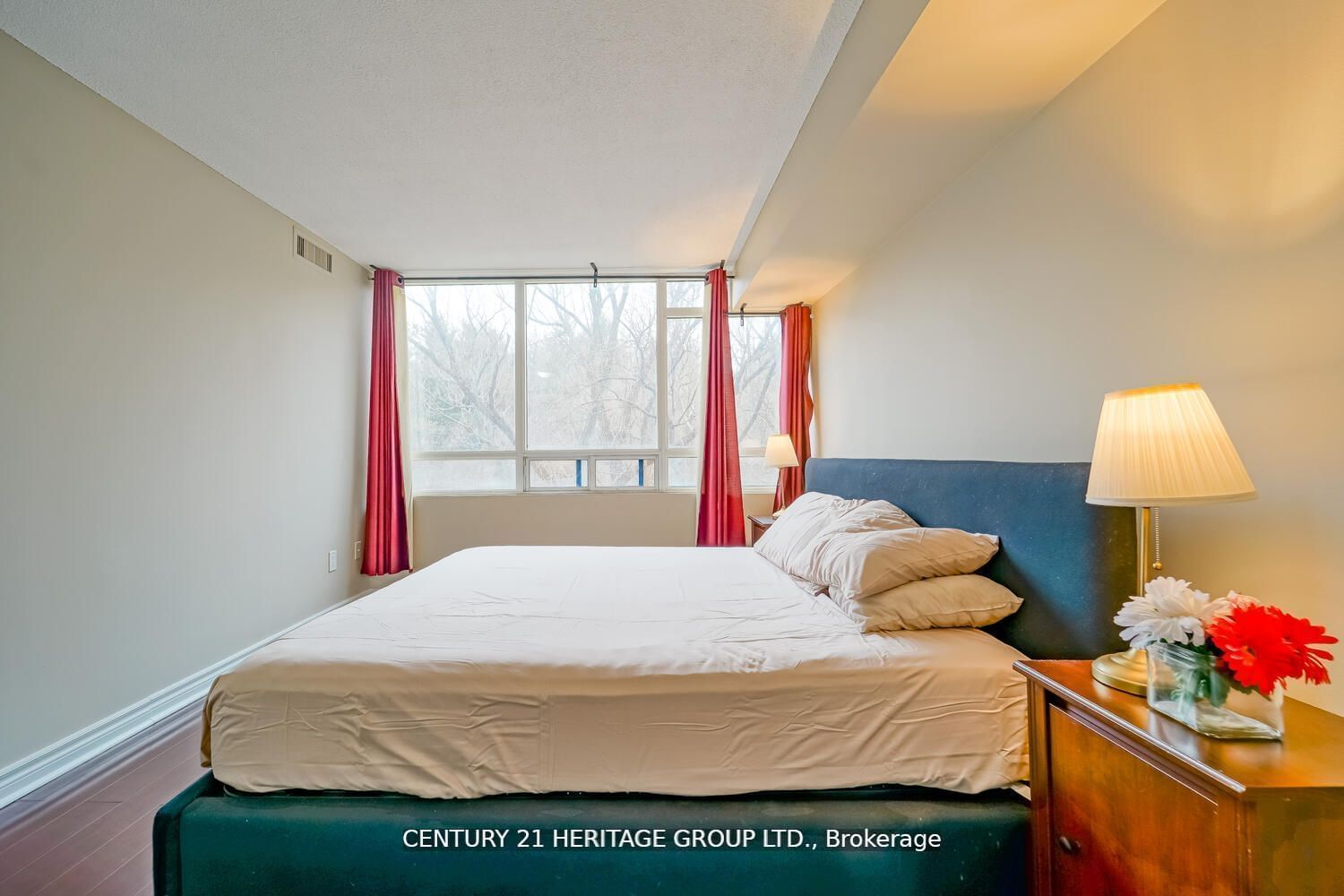 3050 Ellesmere Rd, unit 311 for rent